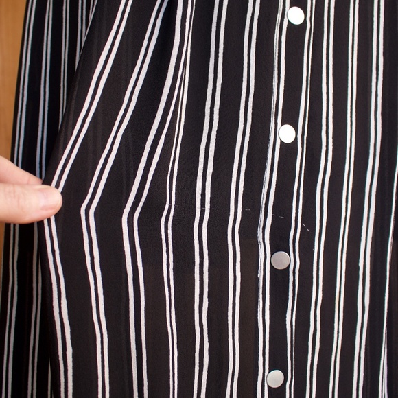 A.L.C 100% Silk Black & White Striped Button Down Skirt With Belt Size 10 - Picture 16 of 16